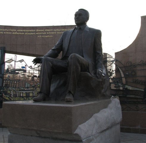 4.The First President awaits visitors_paul_bartlett