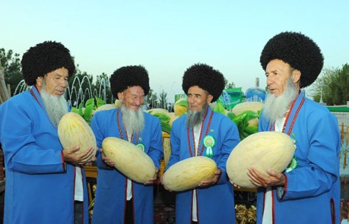 Turkmenistan-Melon-Day-Farmers